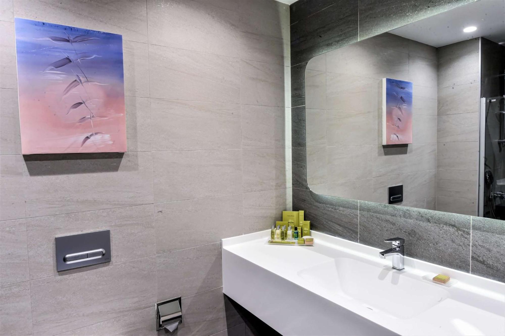 Doubletree By Hilton Ankara Incek Ancara Exterior foto