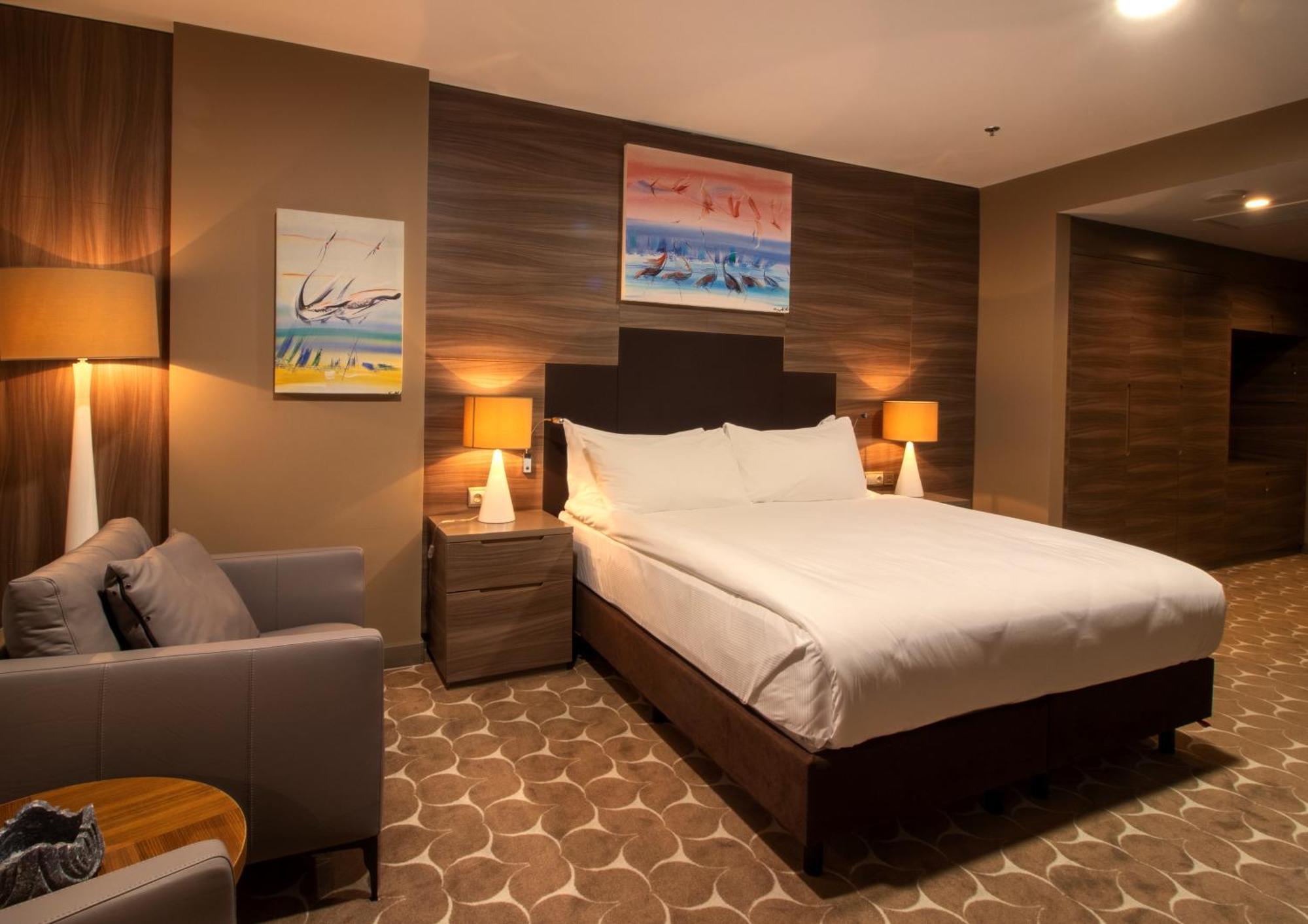 Doubletree By Hilton Ankara Incek Ancara Exterior foto